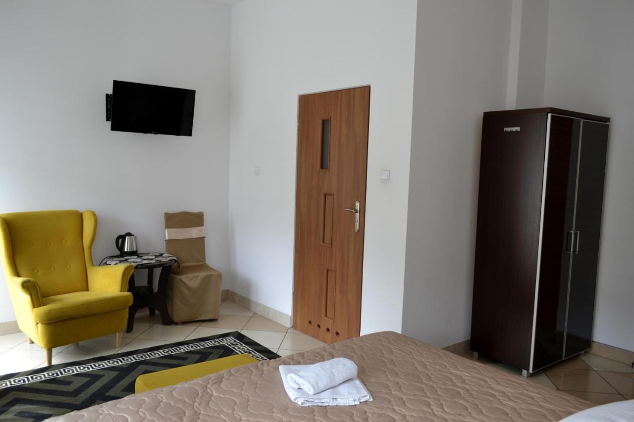 Hotel Piast ニサ エクステリア 写真