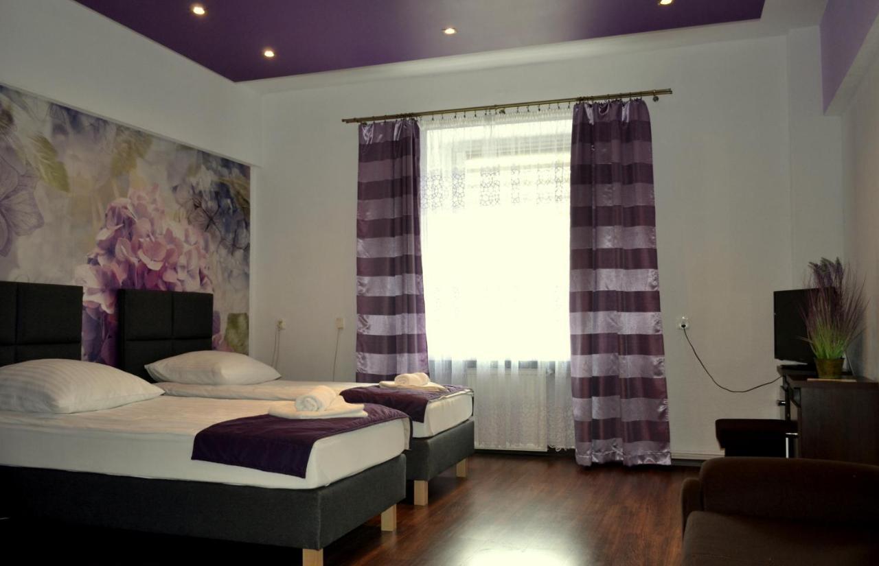 Hotel Piast ニサ エクステリア 写真