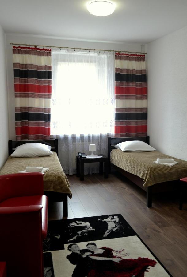 Hotel Piast ニサ エクステリア 写真